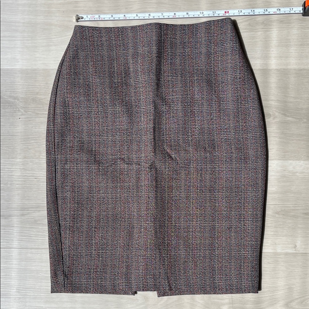 Express Tailored Plaid Pencil Skirt in Brown and Red Tones